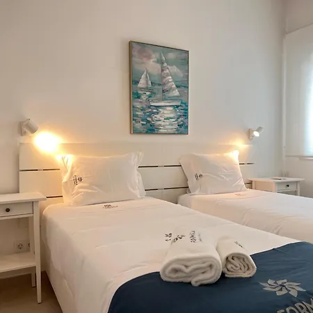 Gardens Dubai By Fhr Apartment
