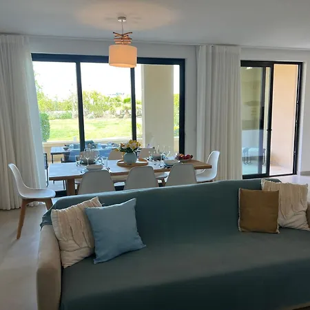 Gardens Dubai By Fhr Apartmán *