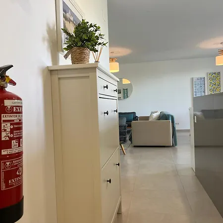Apartment Gardens Dubai By Fhr
